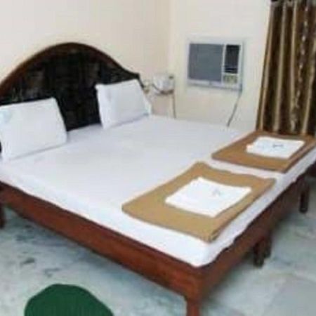 Hotel Geethanjali Residency Bhadrachalam Buitenkant foto