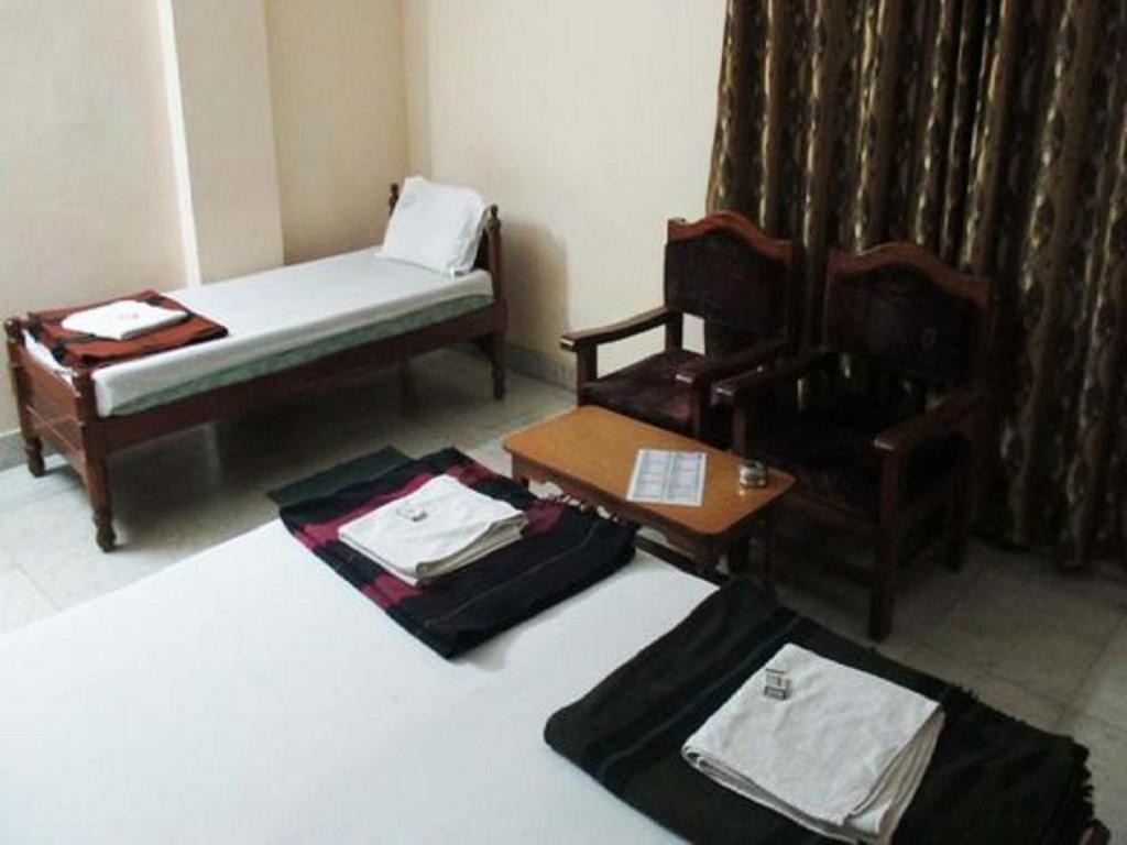 Hotel Geethanjali Residency Bhadrachalam Buitenkant foto